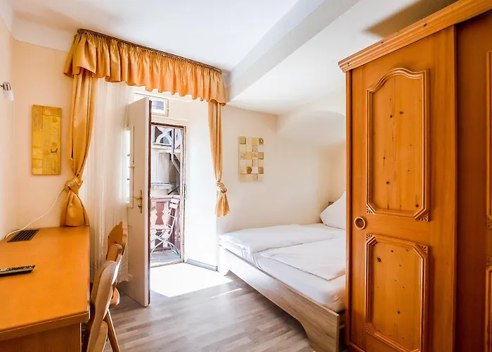 Schlosshotel Harburg